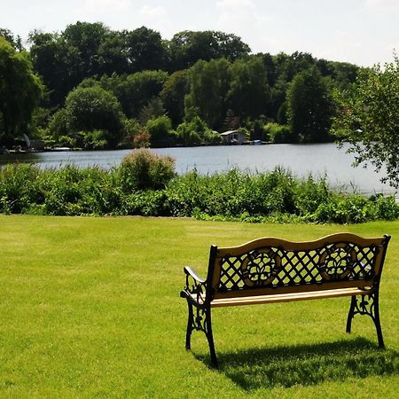 Seehotel Schwanenhof Мельн Экстерьер фото