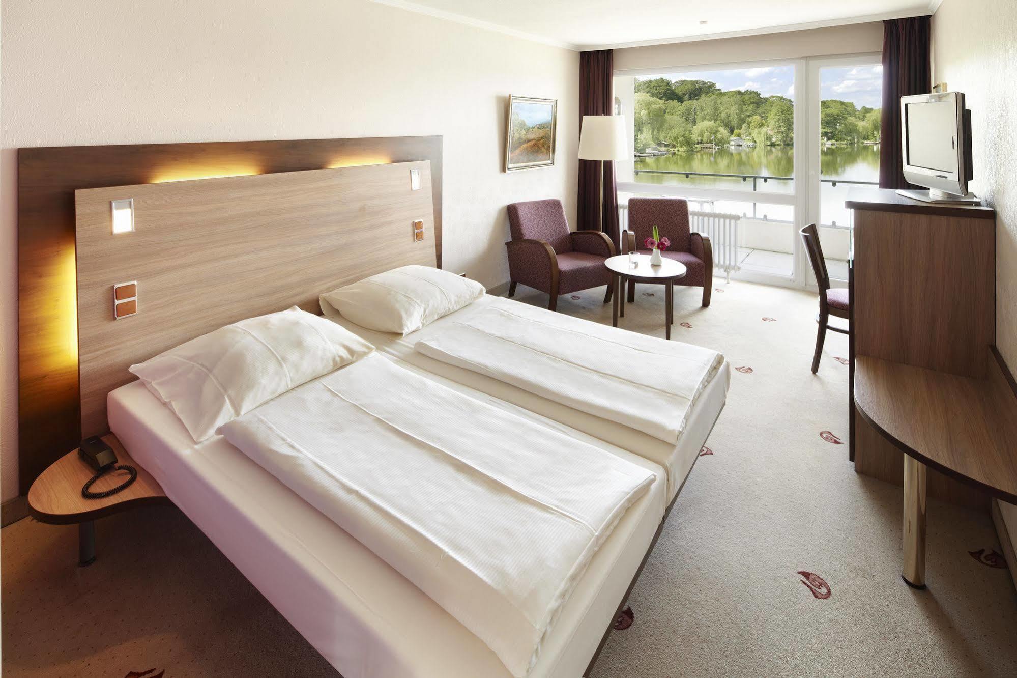 Seehotel Schwanenhof Мельн Номер фото