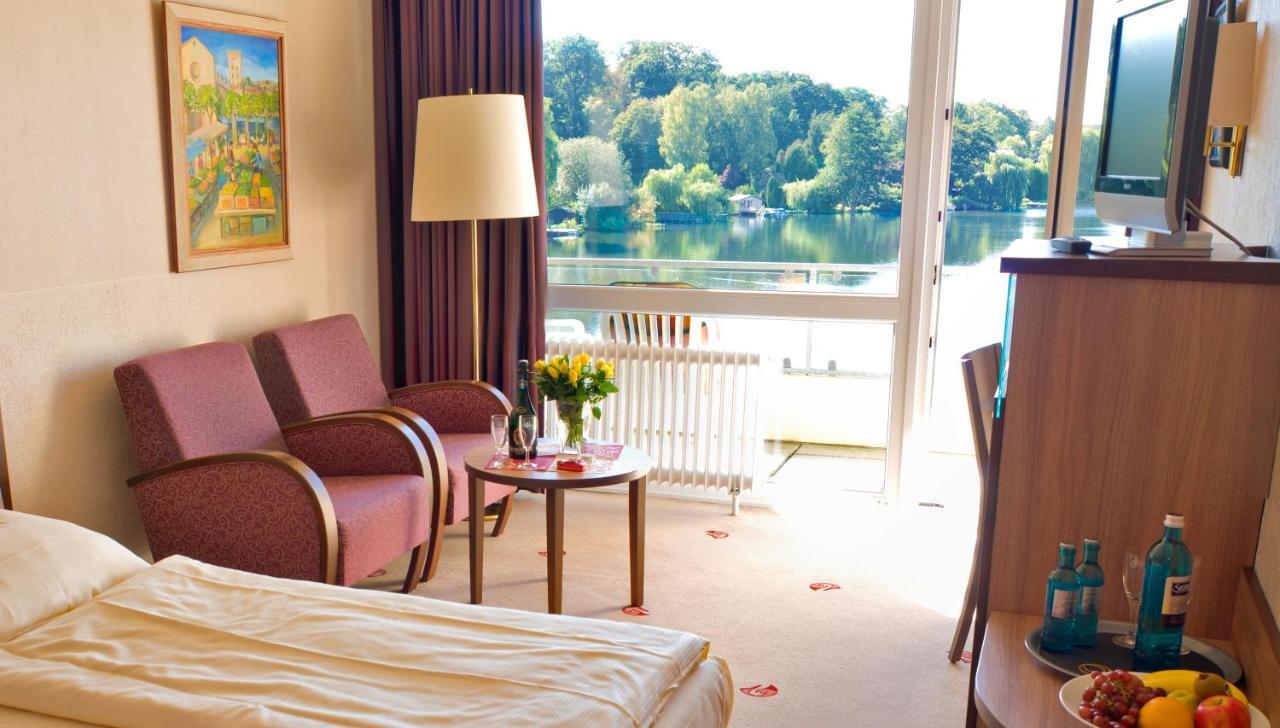 Seehotel Schwanenhof Мельн Номер фото